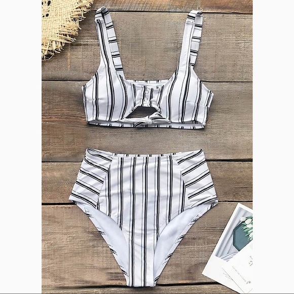 Cupshe Navy White Striped High Waisted Bikini Sz S - Picture 3 of 5